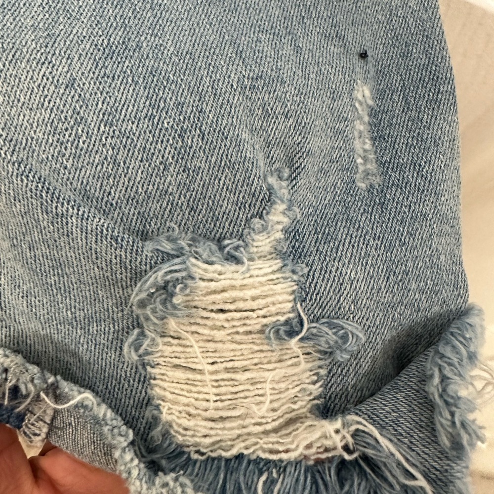 Vervet Distressed Jeans NWT - Picture 9 of 12